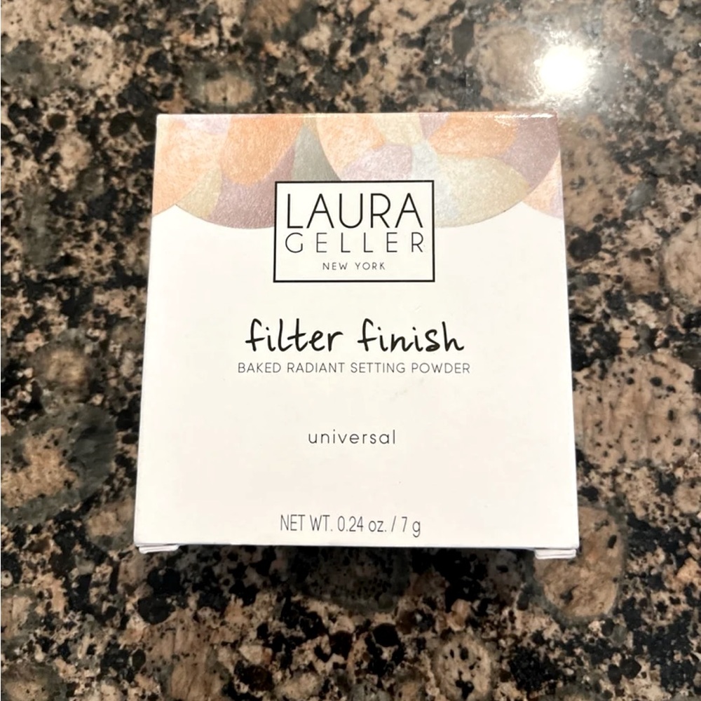 Laura Geller Setting Powder- Brand New in Box!